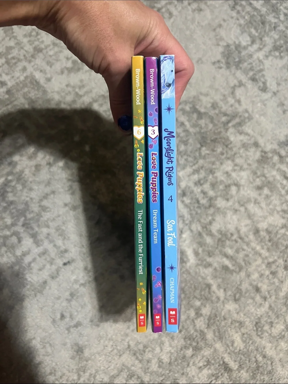 🔥4/20! Bundle of 3 scholastic beginner chapter books.